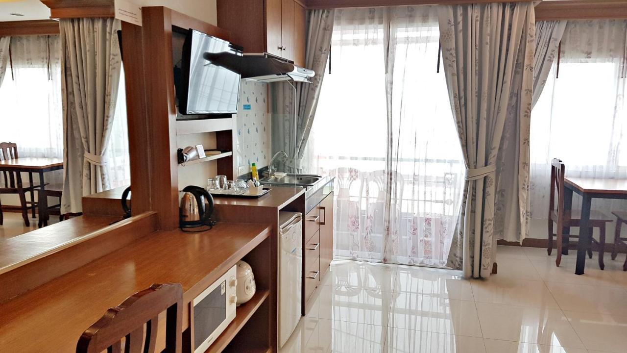 Green Harbor Hotel & Service Apartment Patong Екстериор снимка