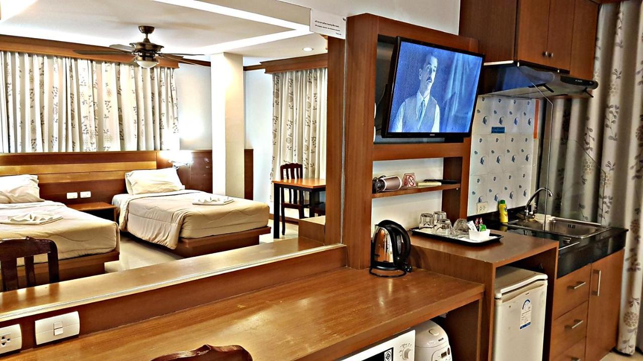 Green Harbor Hotel & Service Apartment Patong Екстериор снимка