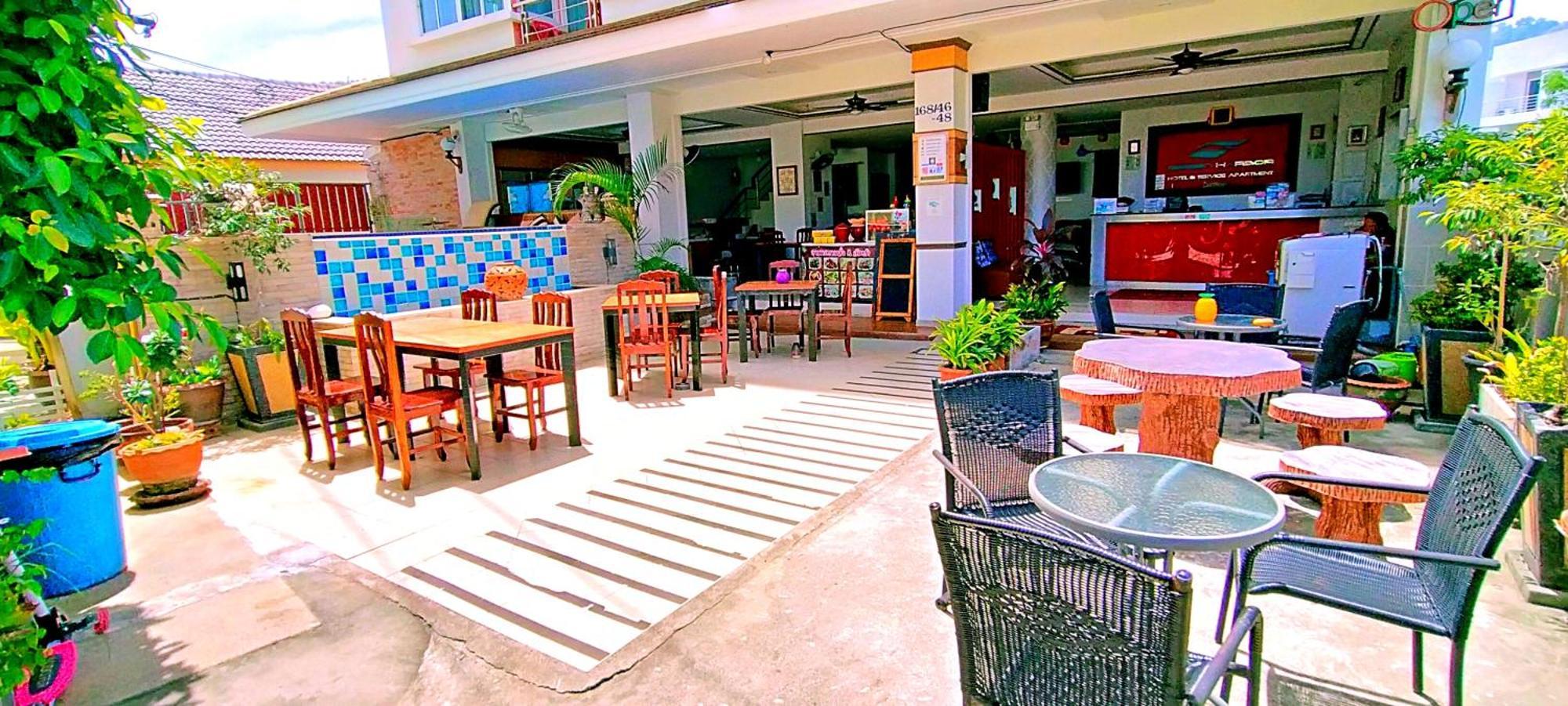 Green Harbor Hotel & Service Apartment Patong Екстериор снимка