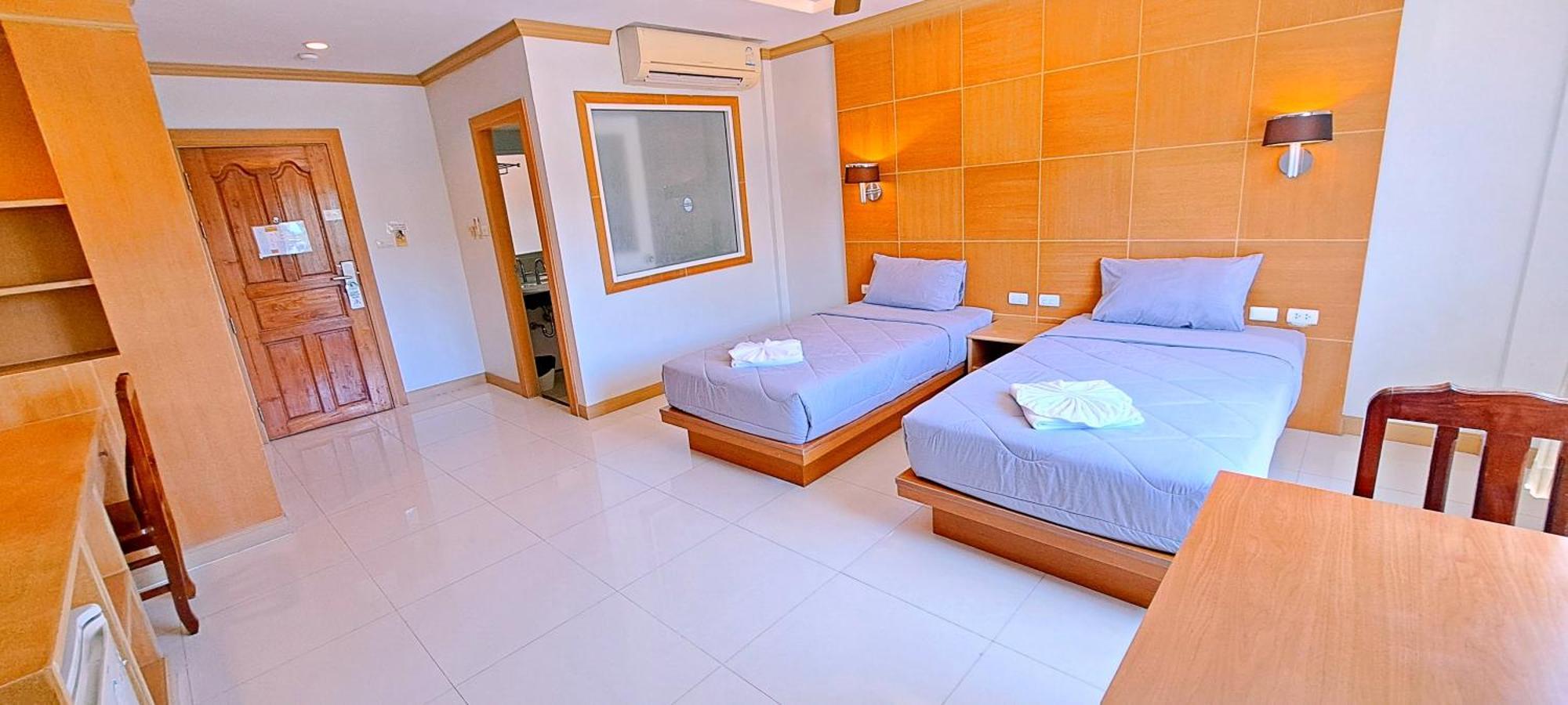 Green Harbor Hotel & Service Apartment Patong Екстериор снимка